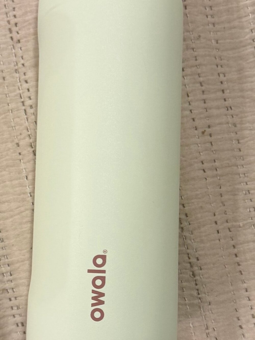 Owala FreeSip Stainless Steel Water Bottle 24 ounces Coastal Mist